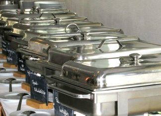 6-Tips-On-Setting-an-Enticing-Buffet-Table-for-A-Catering-Event-on-civicdaily