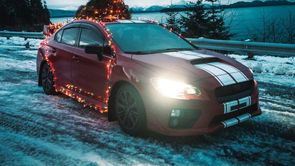 Hire-a-Limo-to-Celebrate-Christmas-in-a-Unique-Way-on-civicdaily