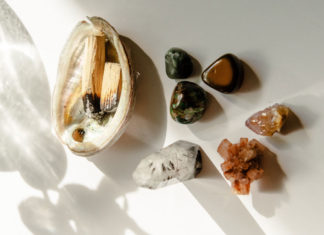 Tips-To-Cleanse-&-Charge-of-Your-Crystals-&-Stones-on-civicdaily