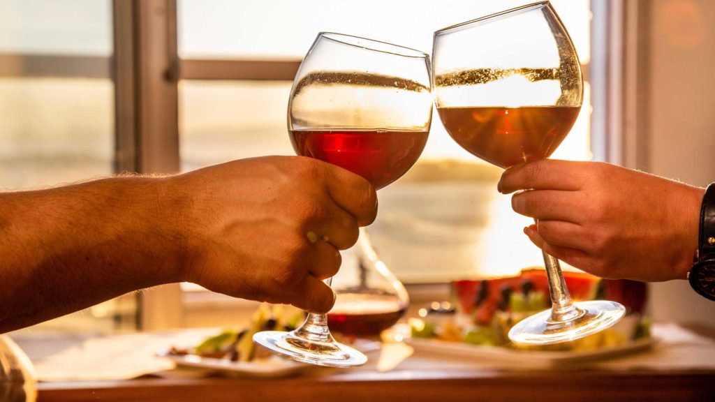 Let's-Know-About-Some-Best-Sweet-Rose-Wines-on-civicdaily