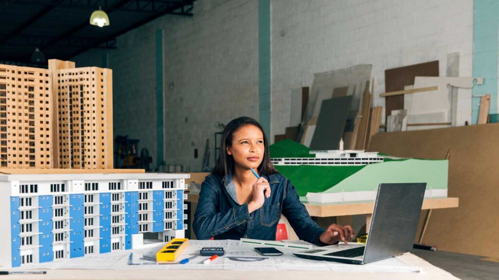 Digital-Nomads---Exploring-The-Mobile-Construction-Office-Movement-on-civicdaily